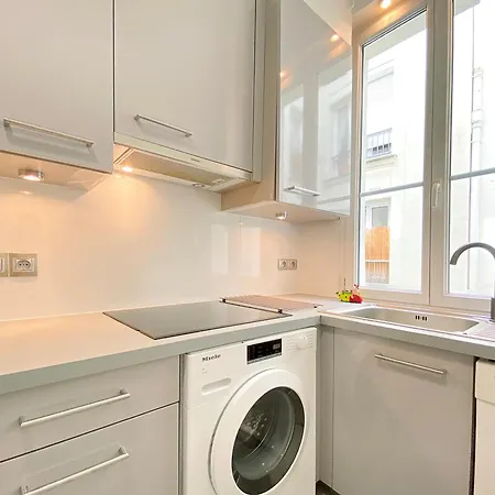 Lovely Flat 75m2 Close To Eiffel Tower 아파트 파리